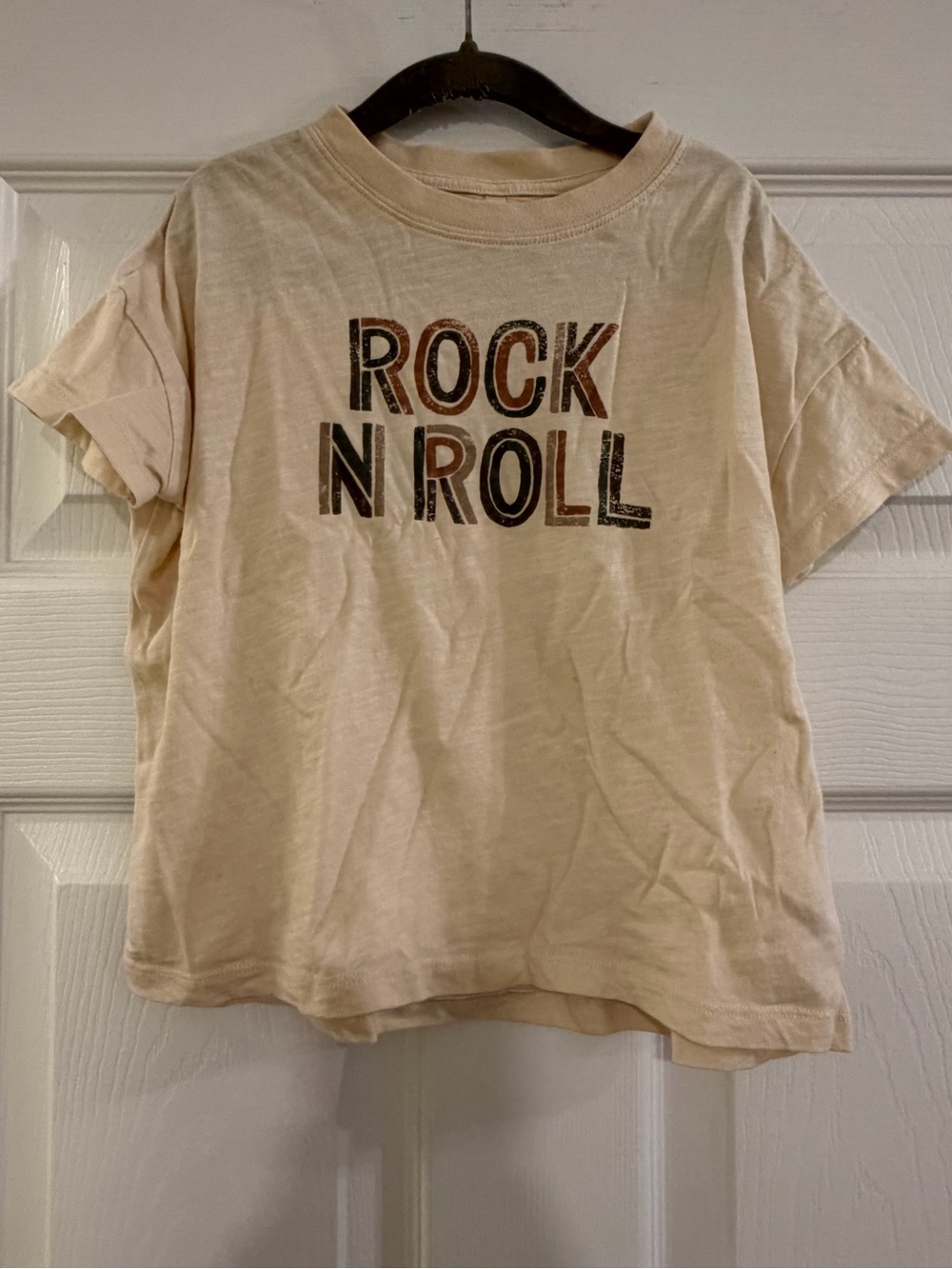 Rylee + Cru Cream 'Rock N Roll' Graphic Short Sleeve Tee
